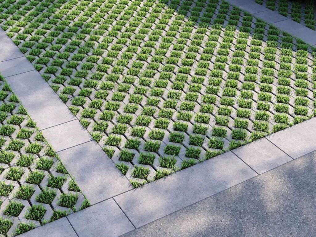 Бетонна бруківка з отворами