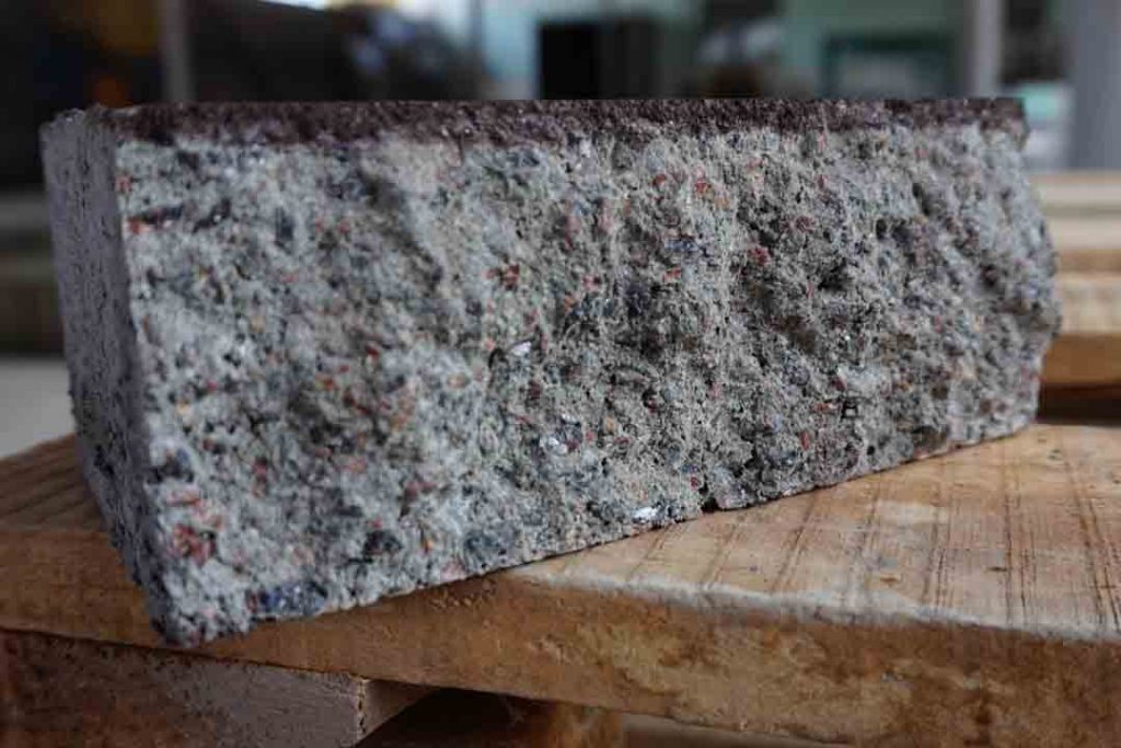 Бруківка всередині, склад руківки