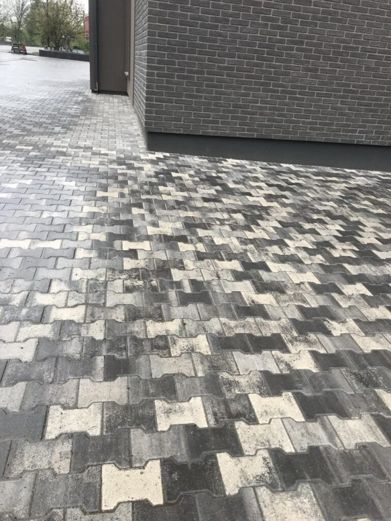 Бруківка Гантель промислова