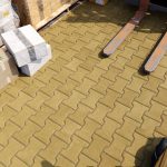 Бруківка Гантель гірчична