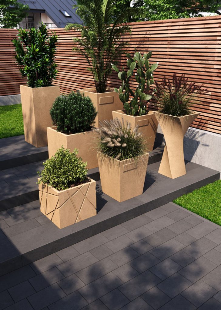 Бетонне кашпо для квітів бежеве