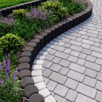 Бордюр для клумби з палісаду чорний