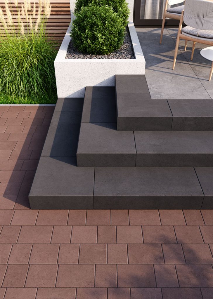 Сходинки бетонні чорні