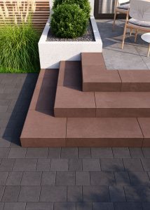 Сходинки бетонні коричневі