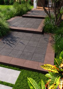 Плитка на терасу чорна