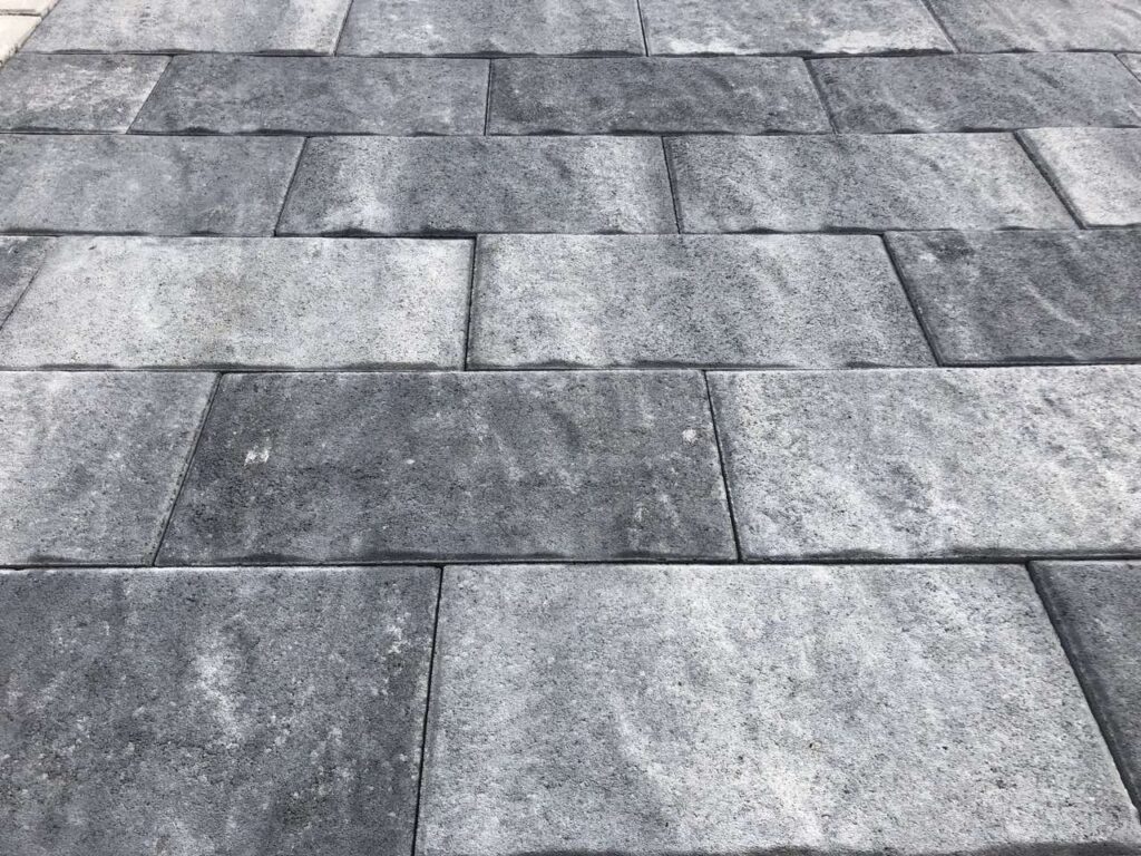 Бруківка Футуро