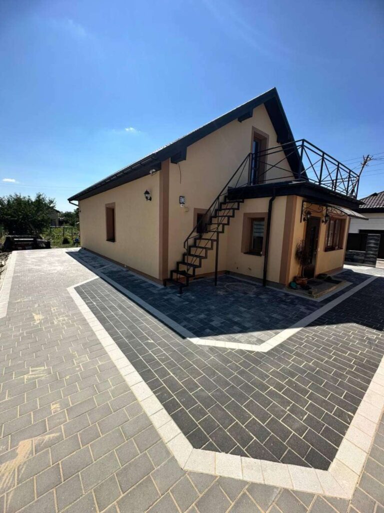 бруківка новатор 6